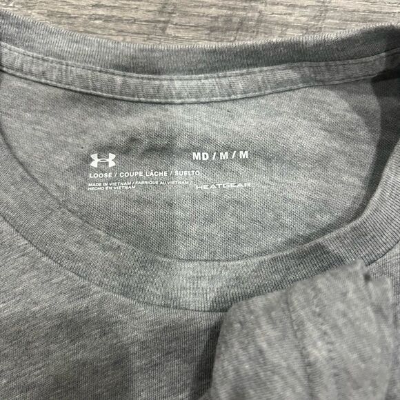 Under Armour Shirt - Picture 3 of 3